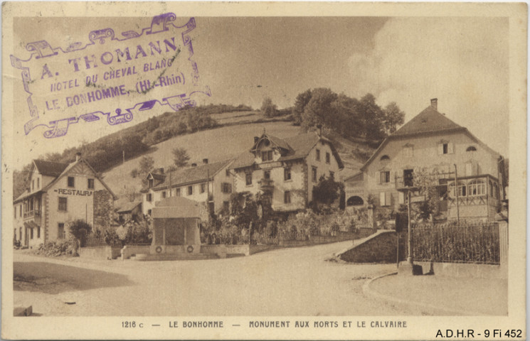 Le Bonhomme : monument aux morts et calvaire