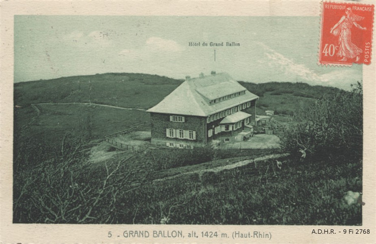 Hôtel du Grand Ballon, Propriété du Club Vosgien