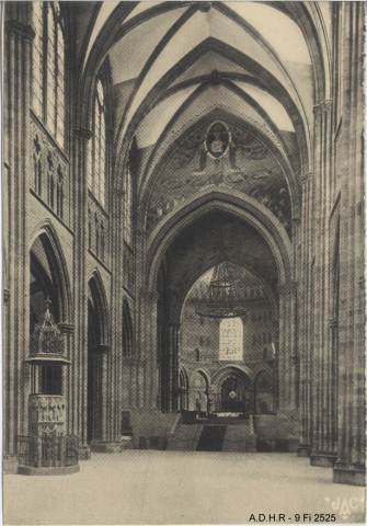 Strasbourg, la Cathédrale, vue intérieure