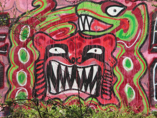 Les graffitis de la Lauch canalisée (secteur entreprise Schroll)
