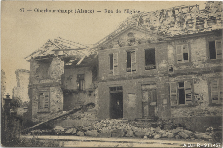 Burnhaupt-le-Haut : rue de l'Eglise (bombardée)