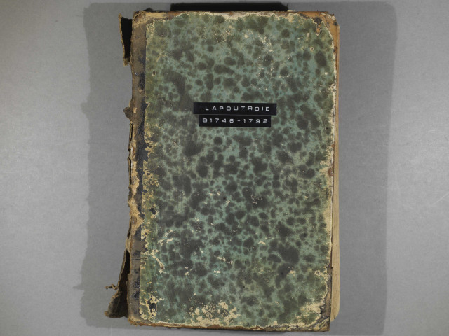 Lapoutroie - Paroisse catholique Sainte-Odile - Registre de baptêmes et notes