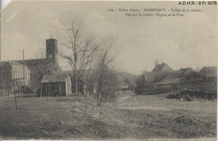 Masevaux : vue sur la Doller, l'église et le pont