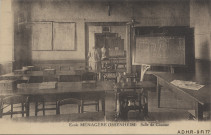 Issenheim, école ménagère : salle de couture