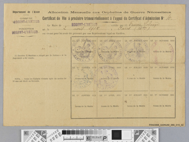 Certificat d'allocation mensuelle aux orphelins de guerre nécessiteux de Solange Fauvet.