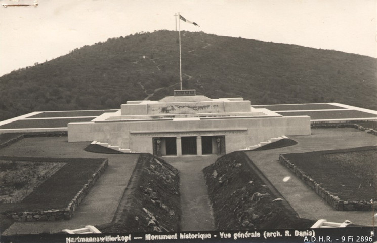 Hartmannswillerkopf : monument historique : vue générale