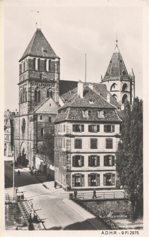 Strasbourg : vue de l'église Saint-Thomas