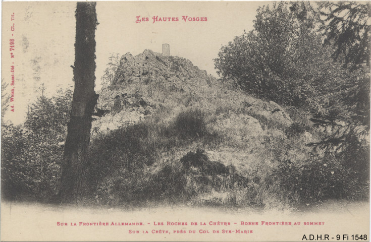 Les Hautes-Vosges : borne frontière au sommet des roches de la chèvre (près du col de Sainte-Marie)